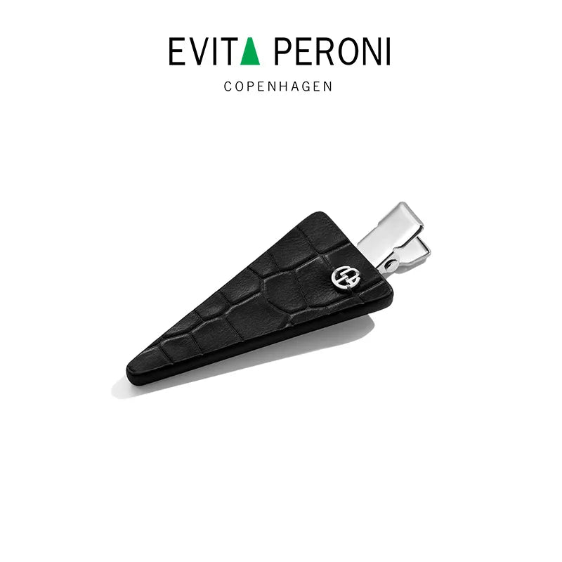 Theodora Cowhide Pelican Clip