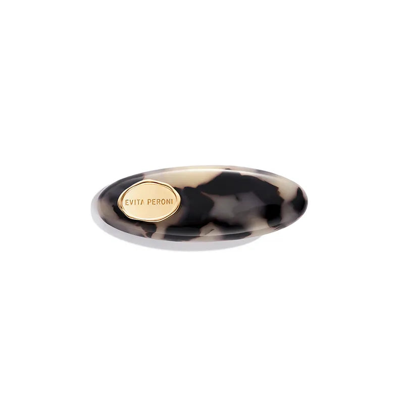 Eliana Classic Waltz Pelican Clip - EVITA PERONI OFFICIAL