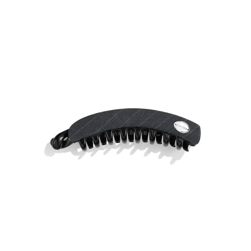 Maeve Banana Clip in Suiting Fabric - EVITA PERONI OFFICIAL