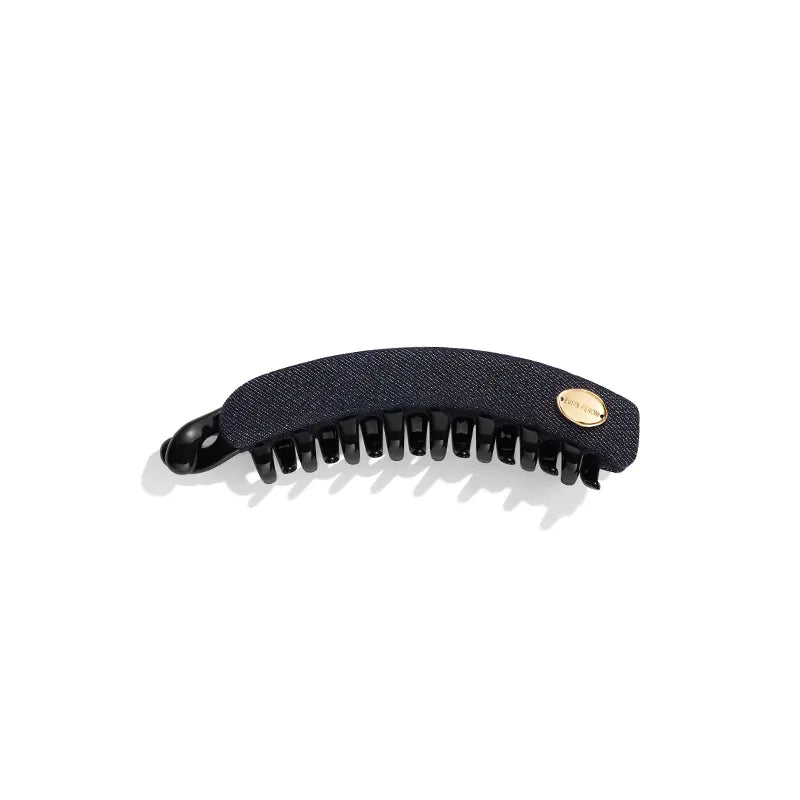 Maeve Banana Clip in Suiting Fabric - EVITA PERONI OFFICIAL