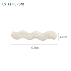 Natalie Pelican Jaw Clip